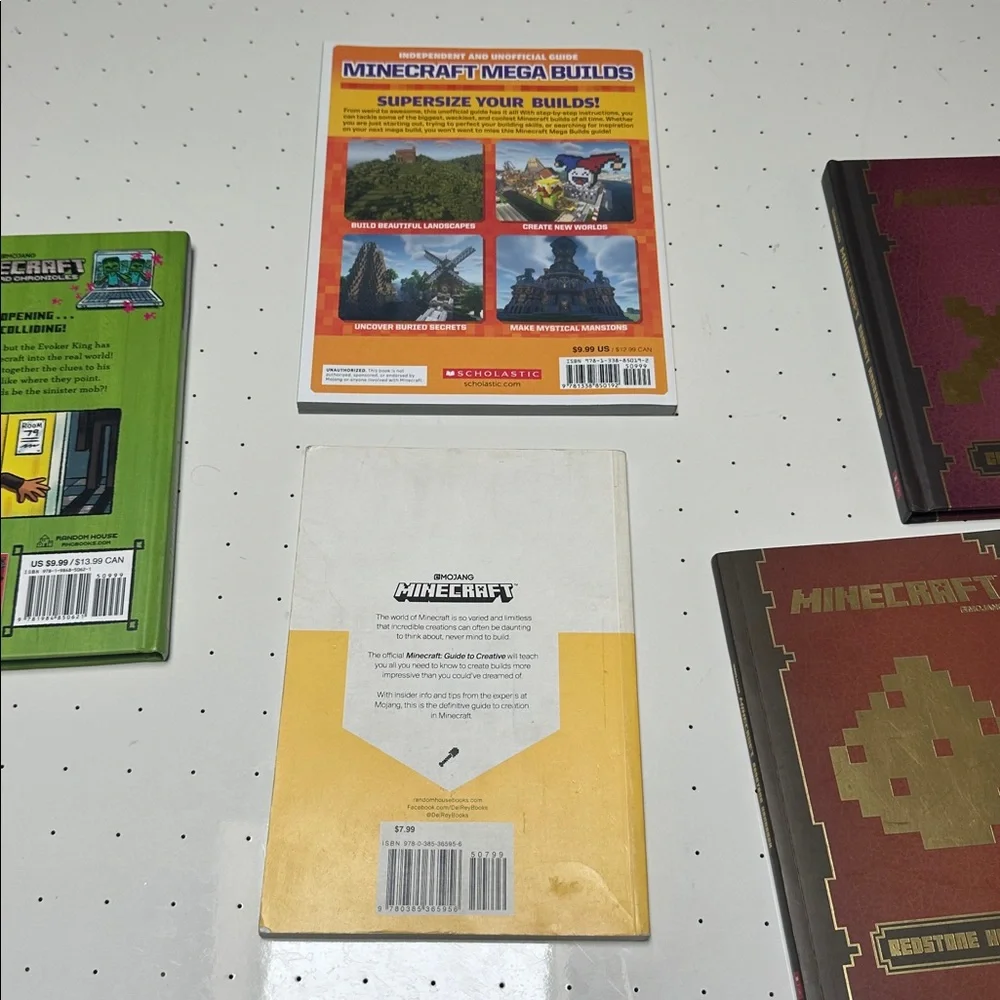 Video Game Minecraft book Collection - Multicolor